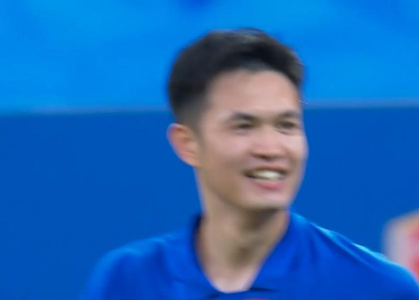 皇冠体育官网-记者：尹聪耀自由身离开玉昆，已到河南